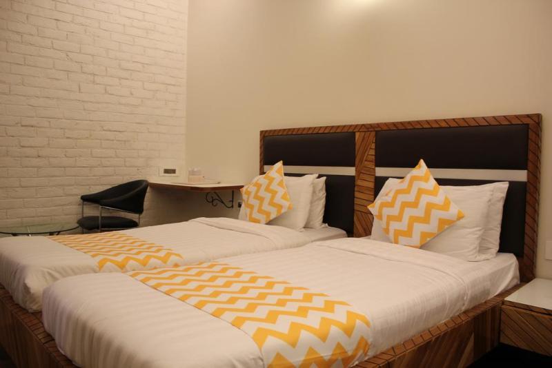 Fabhotel Daffodil Huda City Center Gurgaon Zewnętrze zdjęcie